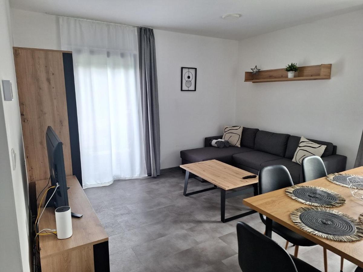 Mb Apartmany Lipno Lipno nad Vltavou Exteriör bild